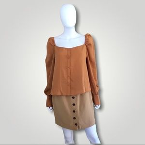 Line & Dot Lt Brown Off Shoulder Long Sleeve Top